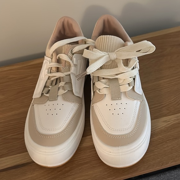 NWOT Womens White and Brown Casual Sneakers  - Bundle and Save! - Picture 4 of 4